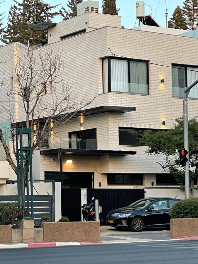 Maison d'hôtes Rokah Luxury At Ramat Hahayal Tel-Aviv