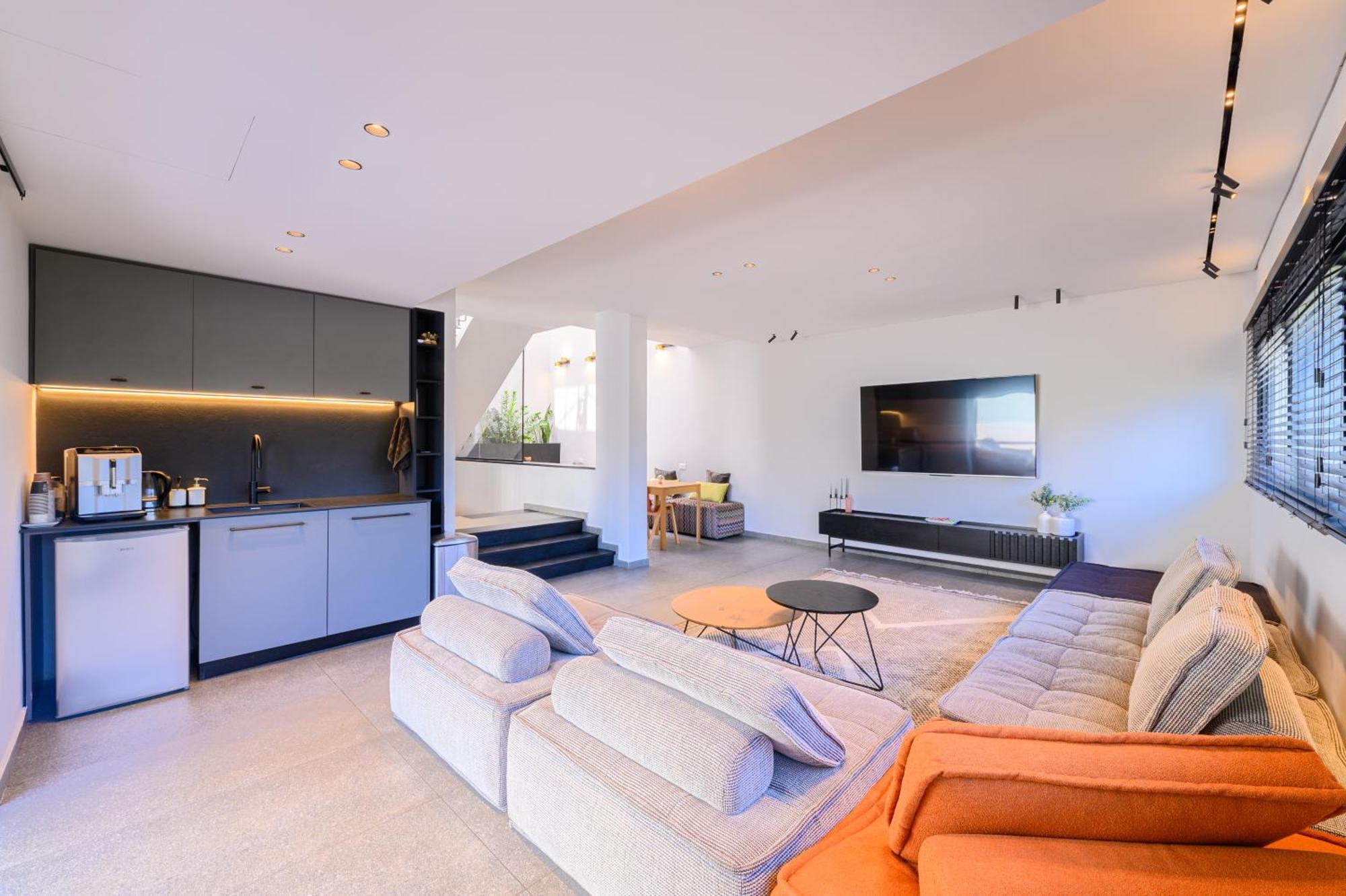 Rokah Luxury At Ramat Hahayal Maison d'hôtes