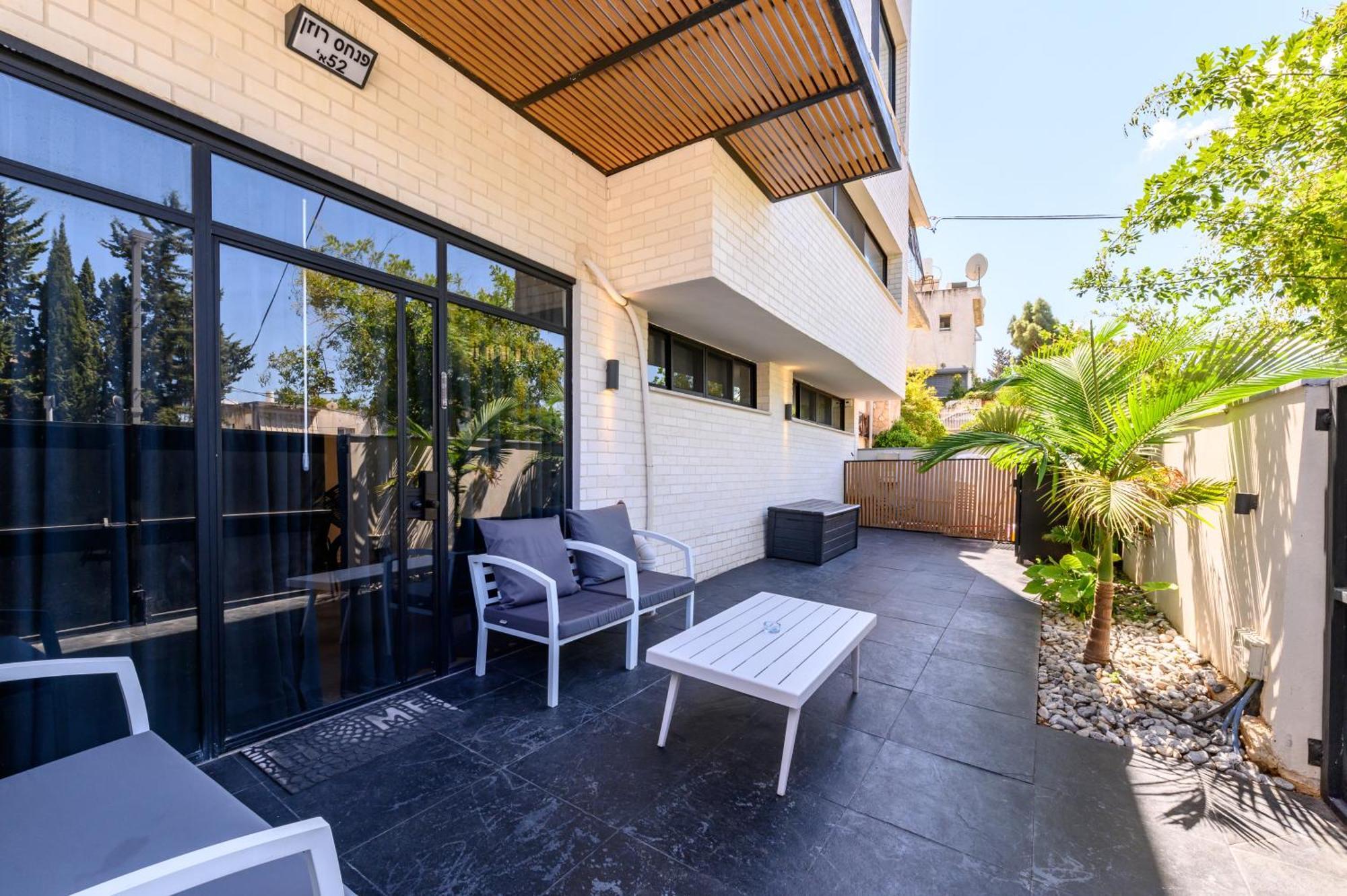 Rokah Luxury At Ramat Hahayal Maison d'hôtes
